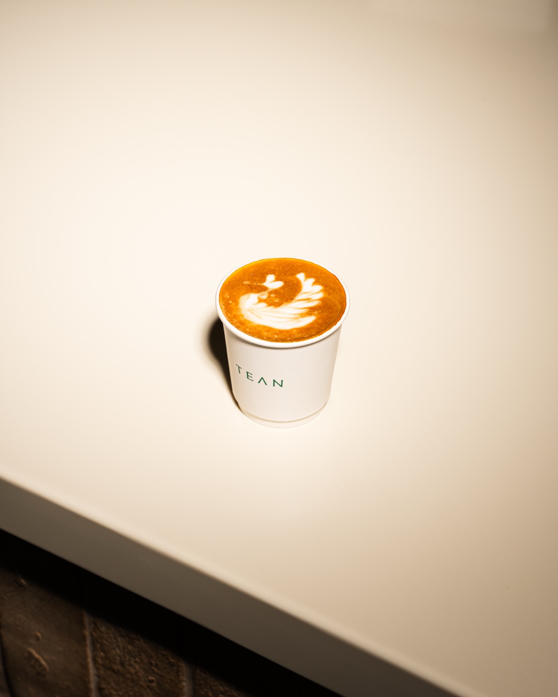 Swan latte art in a TEAN cup